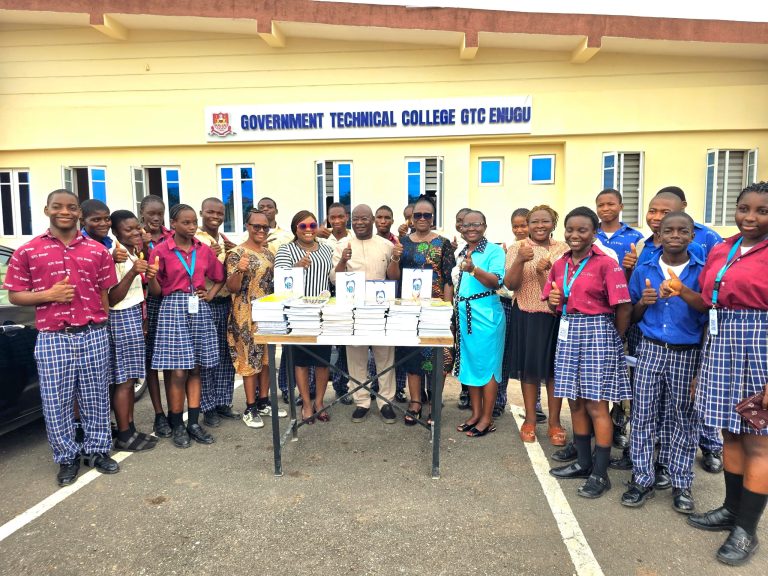 NB/Felix Ohiwerei Education Trust Fund Donates Skill/Technical & Language-Based Textbooks to Government Technical College, Enugu